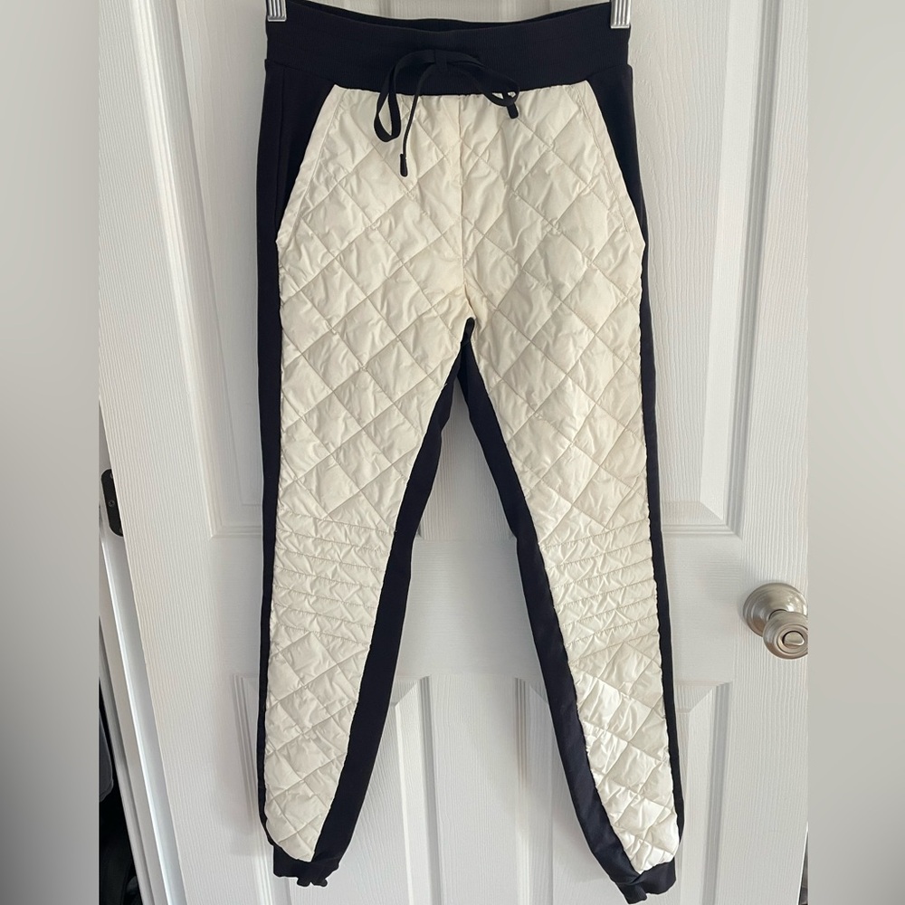 ALO Yoga Moto Quilted Jogger Pants Size XS - Picture 2 of 5